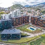 Panoramic Bay And Sea Views - Luxury 3-Bed Flat