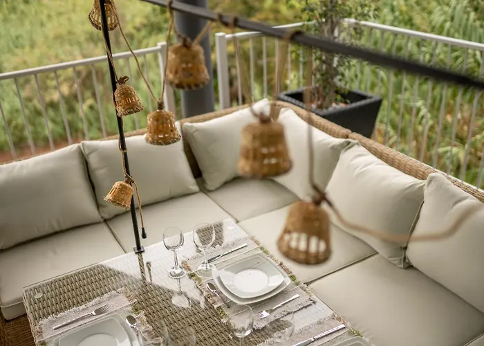 Villa 65 - City Edge Retreat
