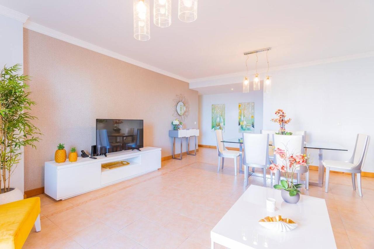 5 Bedrooms In Privileged Area With Ocean View Funchal (Madeira)