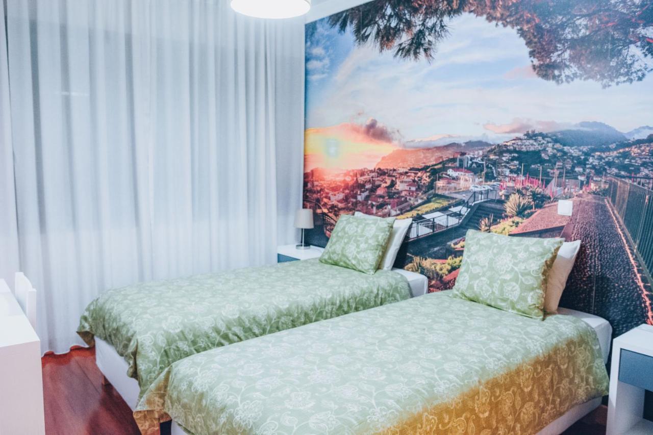 5 Bedrooms In Privileged Area With Ocean View Funchal (Madeira)