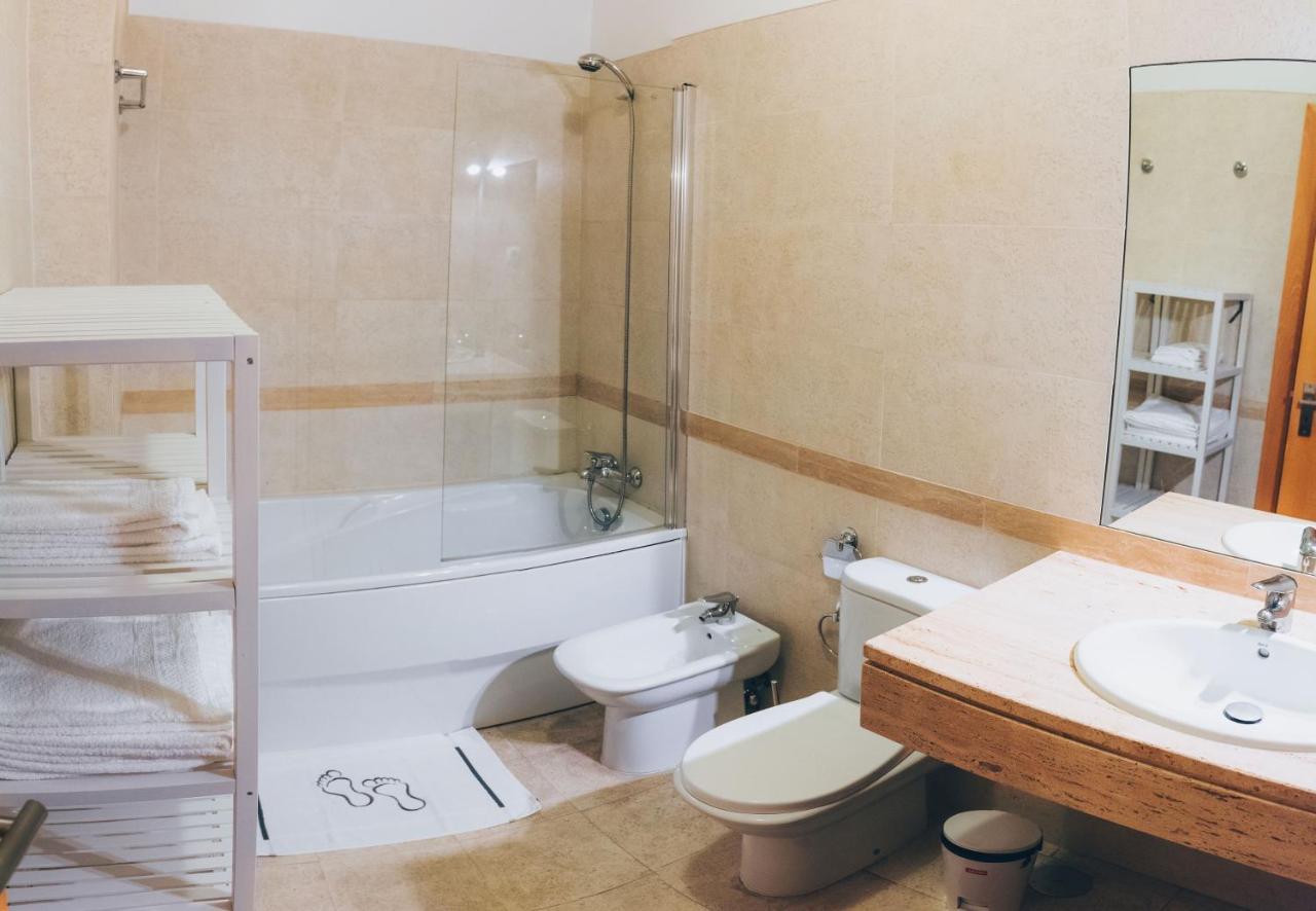 5 Bedrooms In Privileged Area With Ocean View *