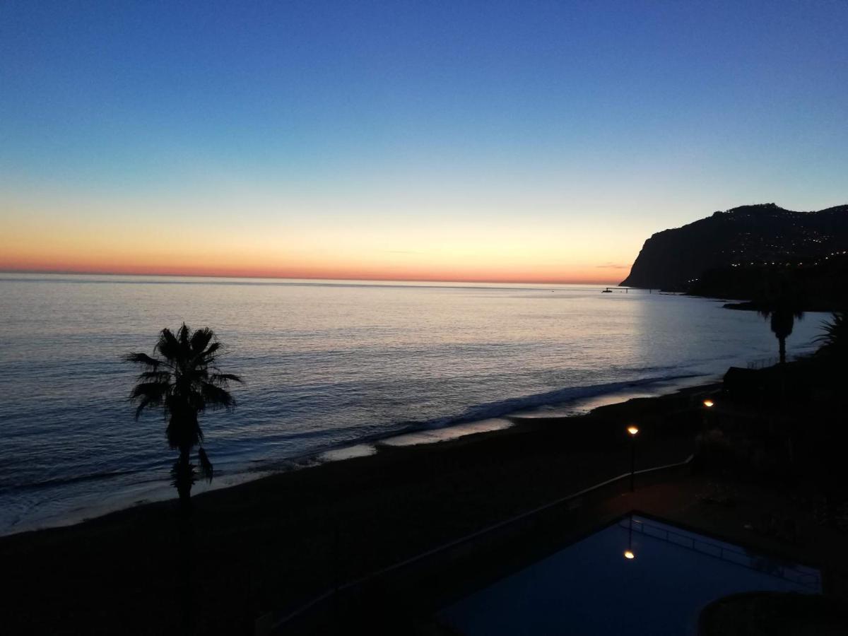 Apartament By The & Pool *