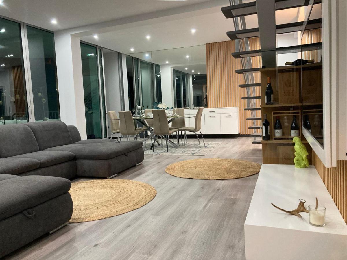 65 - Edge Retreat Villa *