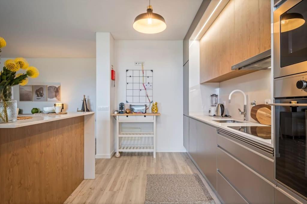 Location - With Pool Apartamento