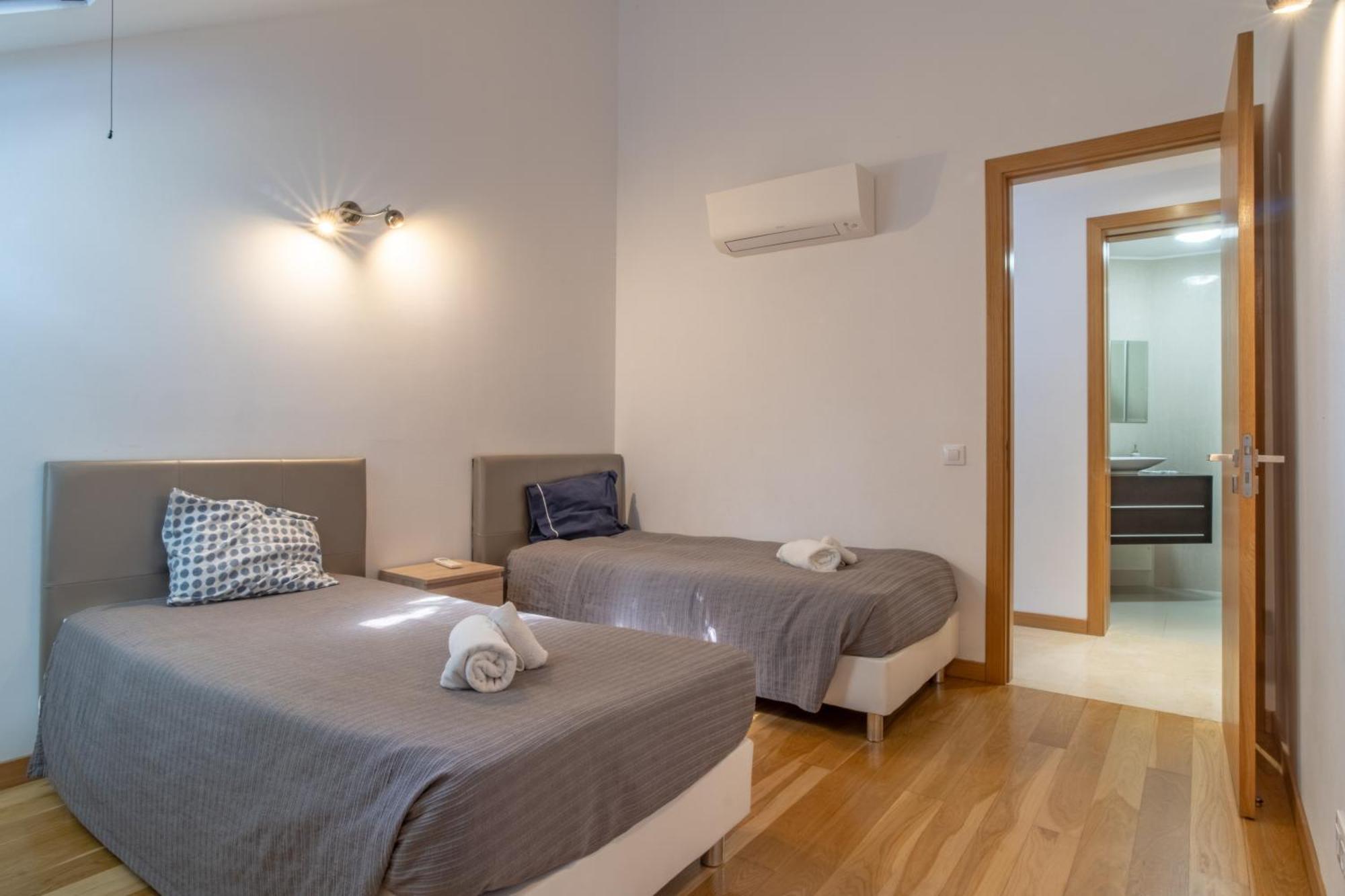 Living Penthouse Apart. Funchal (Madeira)