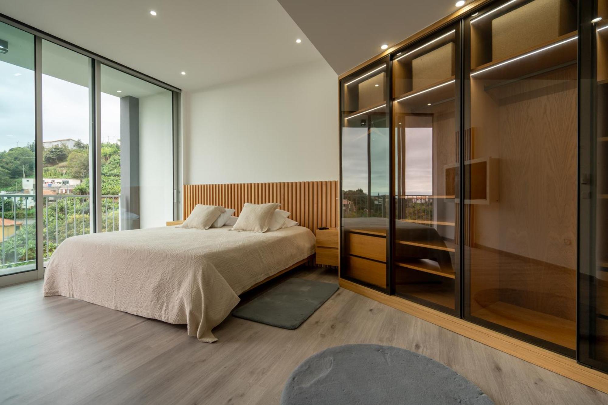 65 - Edge Retreat Villa Funchal (Madeira)