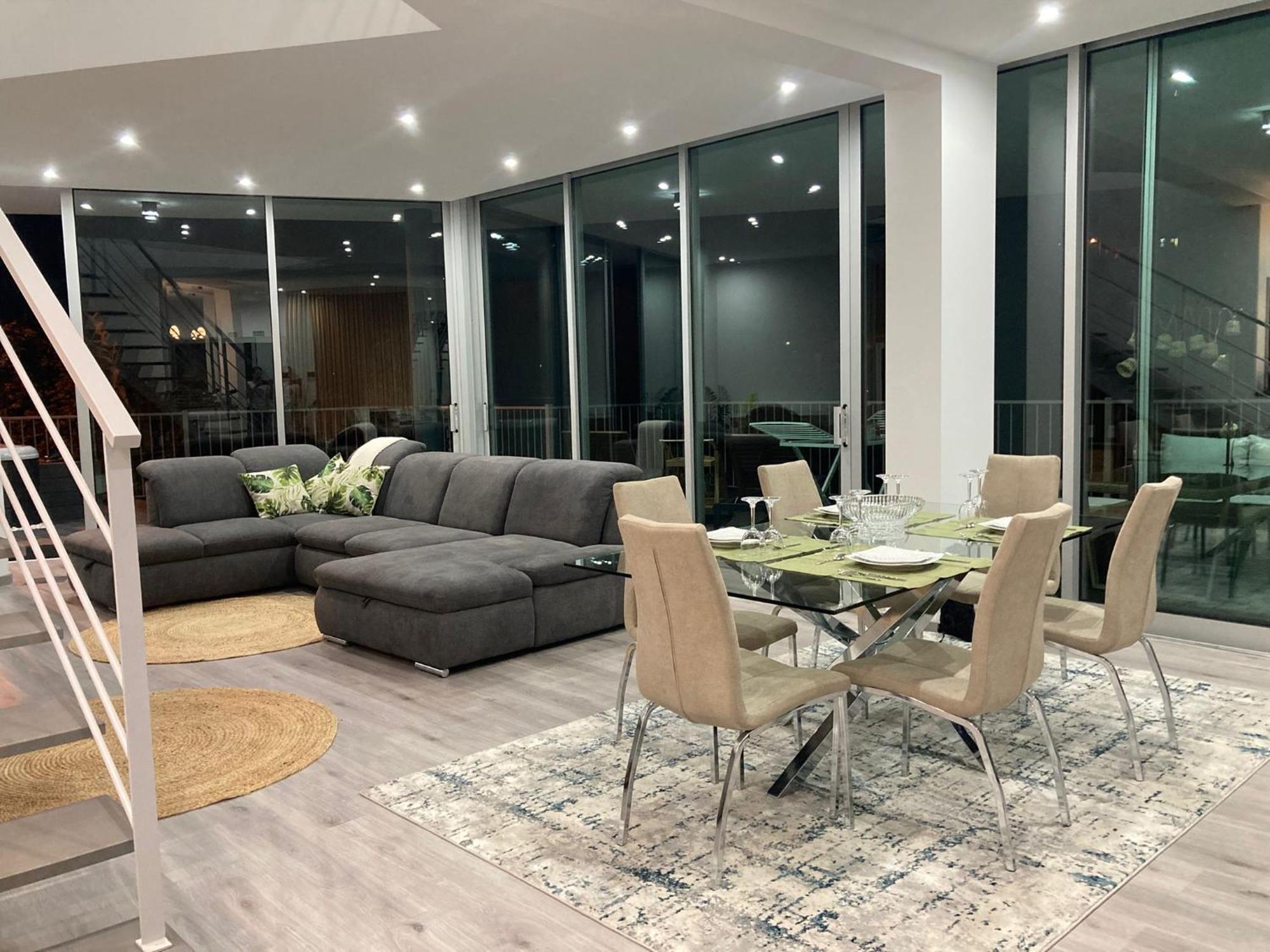 65 - Edge Retreat Villa Funchal (Madeira)