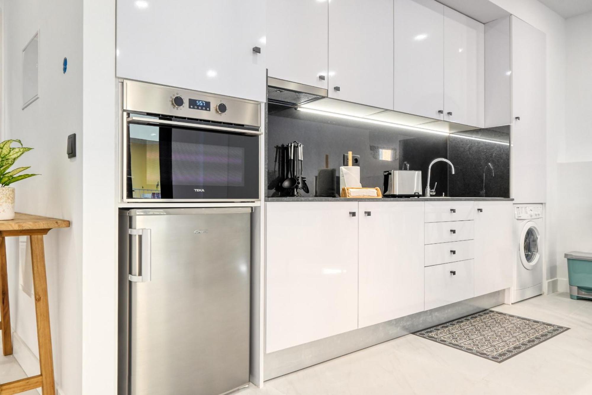 Beco Santa Emilia 2i, A In Madeira Appartement