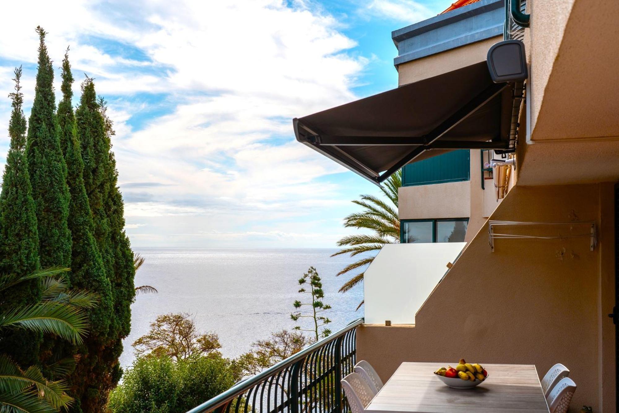 Sea View Apartment