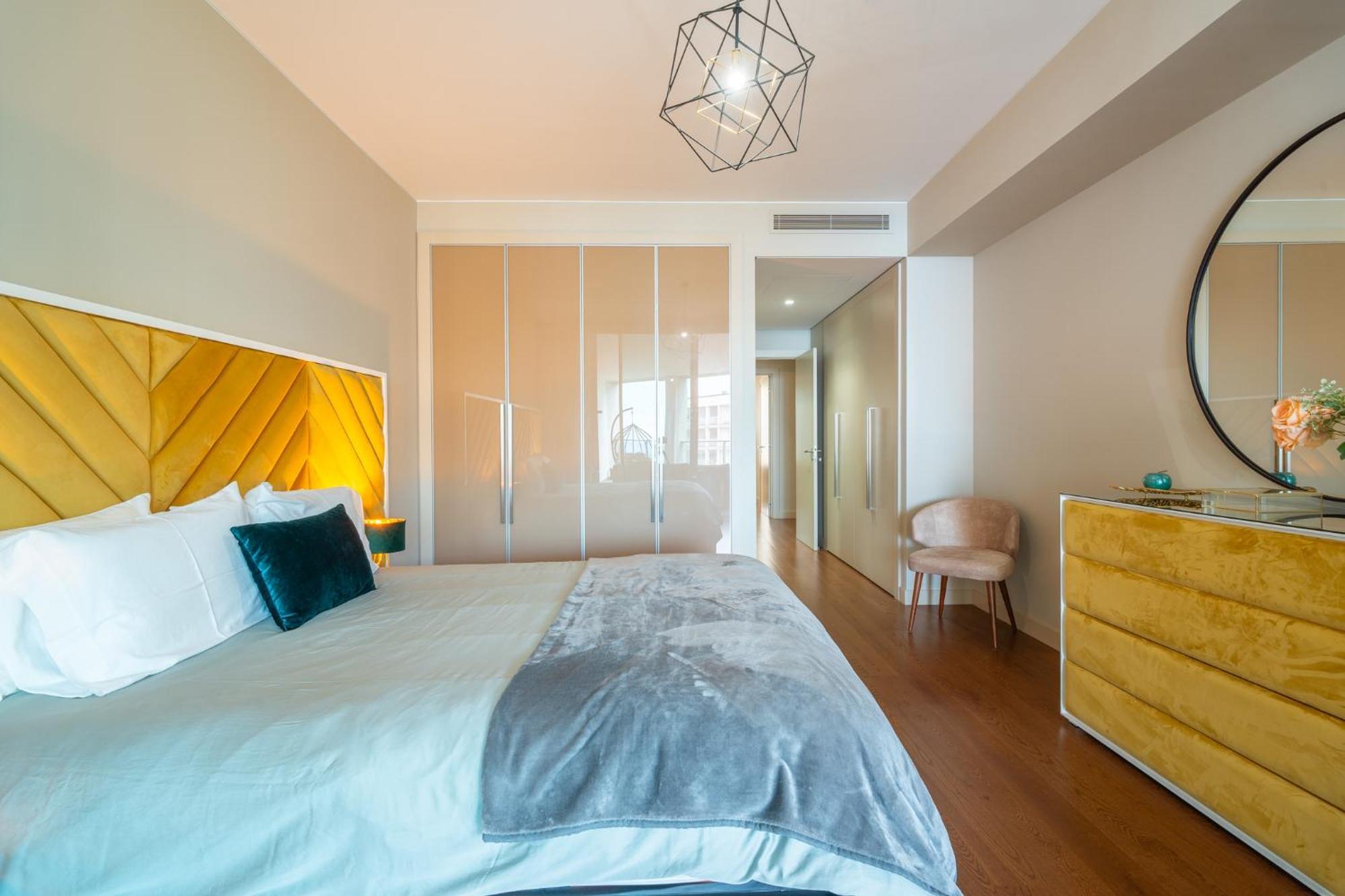 Lux Flat, Sea View, Ac, 3 Pools And Gym * Funchal (Madeira)