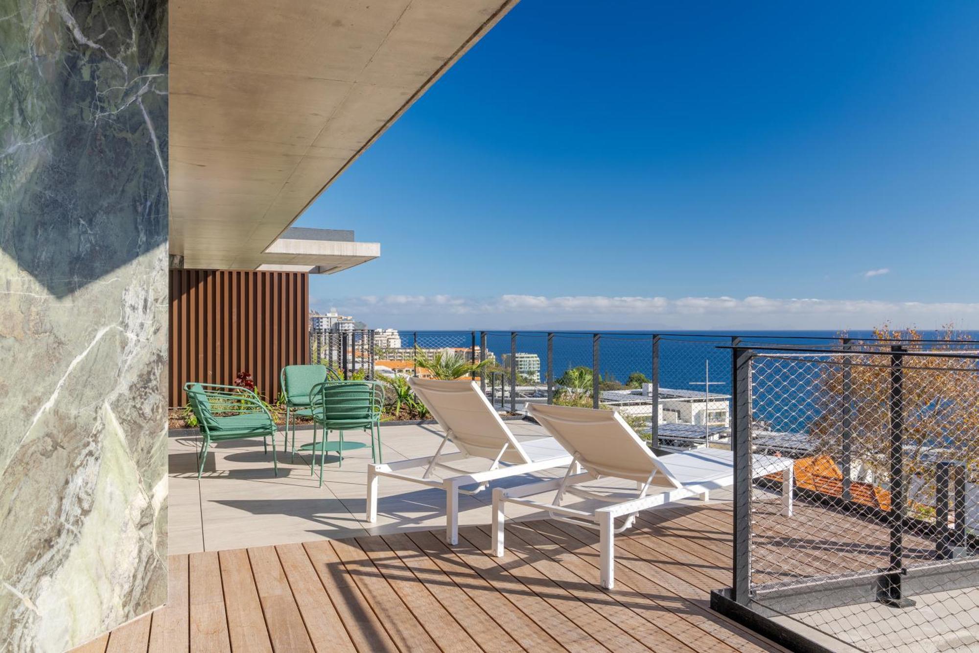 Rjs Savoy Monumentalis By Madeira Funchal (Madeira)
