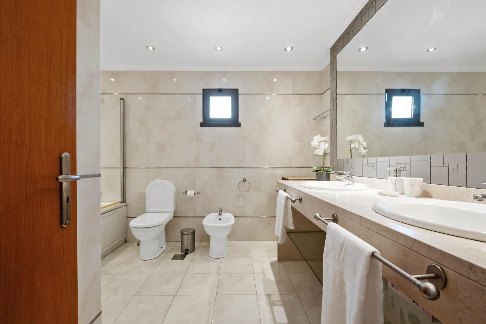Penthouse Prestige By Madeira Sun Travel * Funchal (Madeira)
