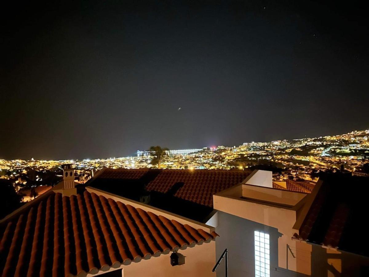 Casa Mollivia - Breath Taking Views Over * Funchal (Madeira)