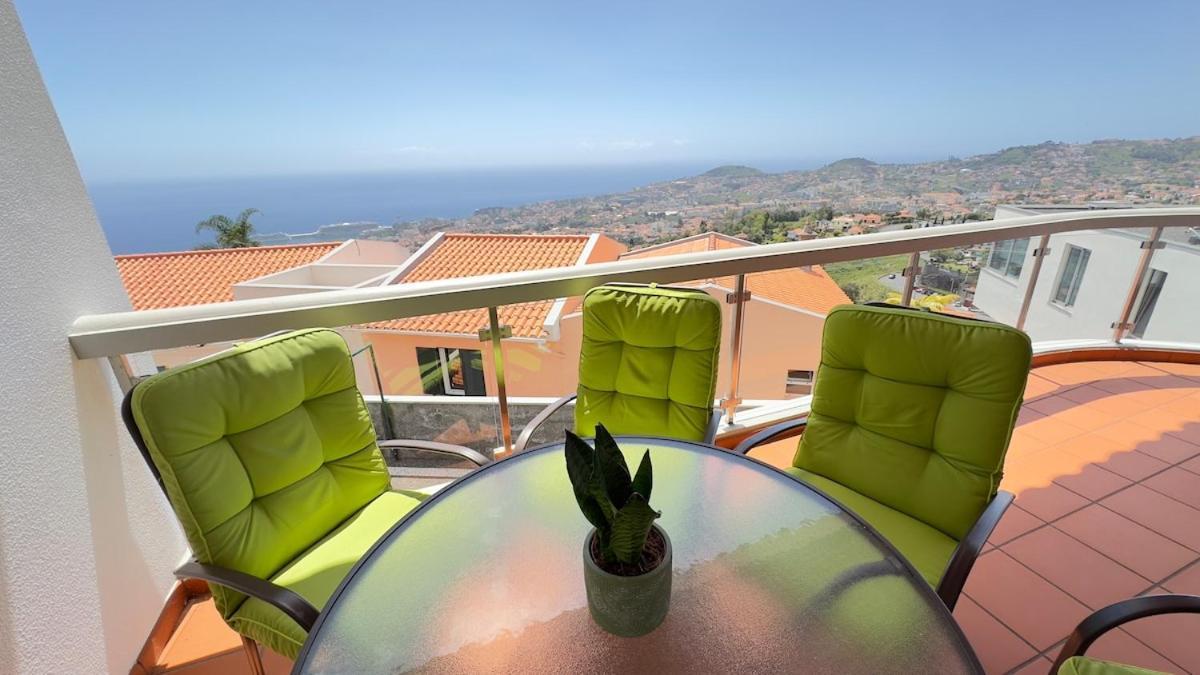 Casa Mollivia - Breath Taking Views Over Funchal (Madeira)
