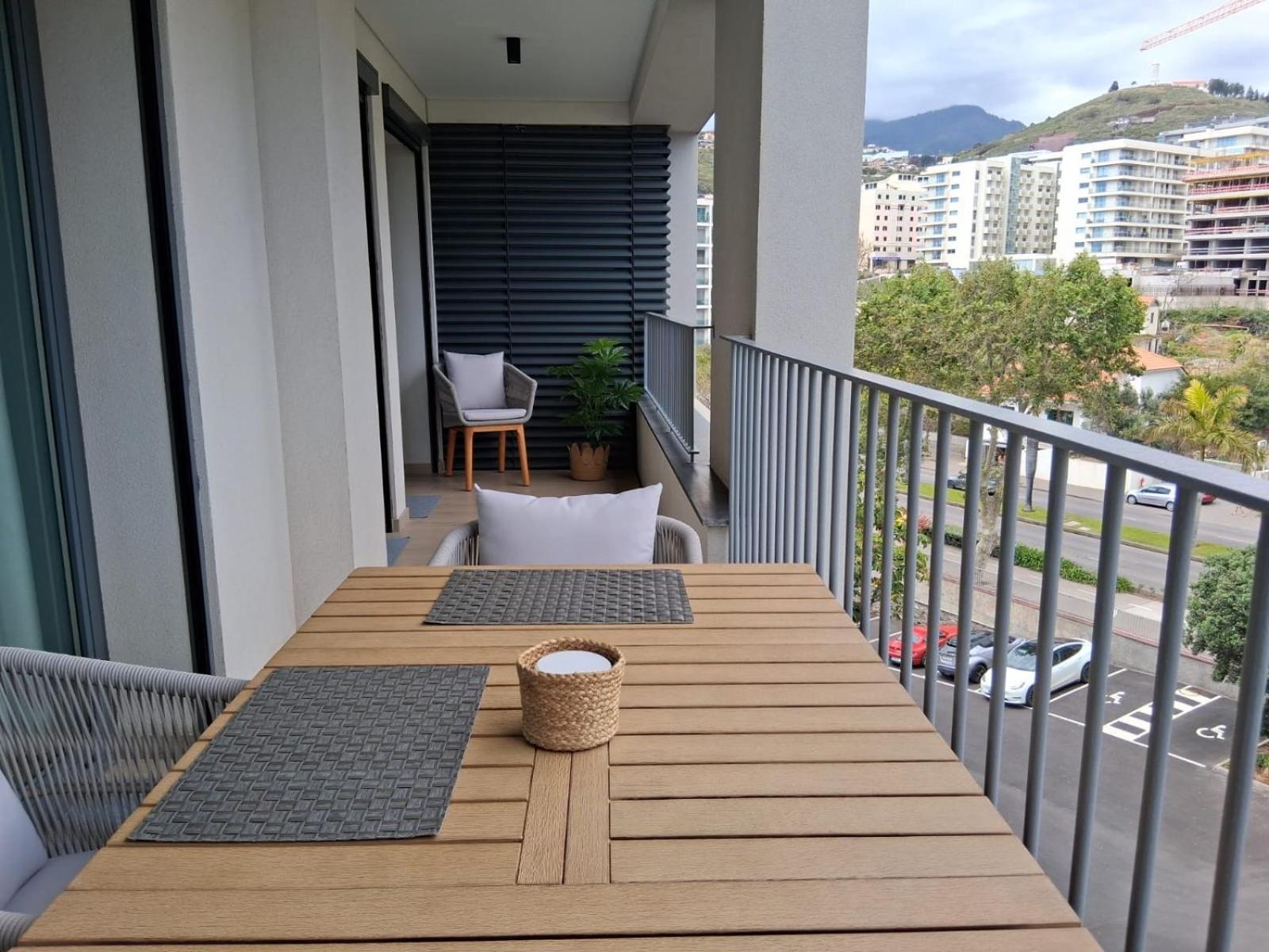 In-town Residences Apartment *