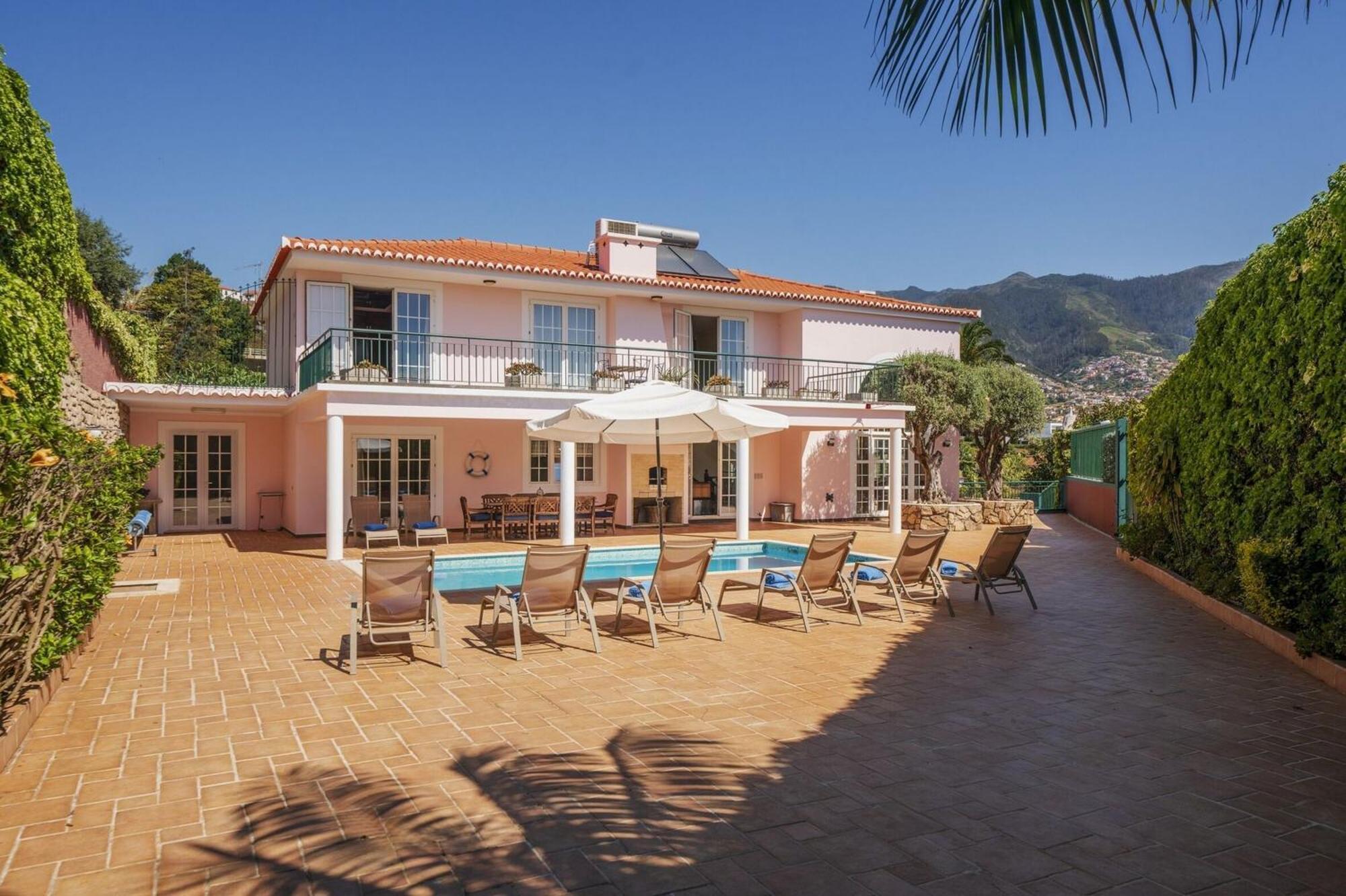 Great Family Villa In Funchal Funchal (Madeira)