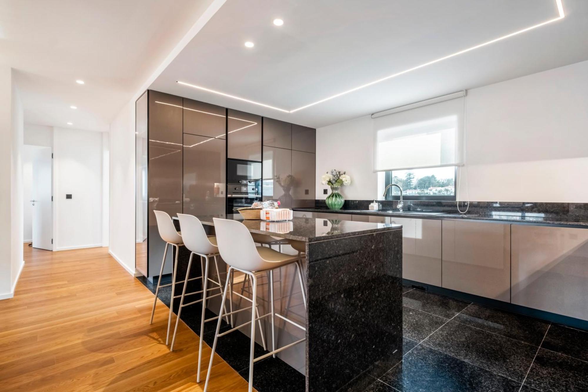 Panoramic Bay And Sea Views - Luxury 3-bed Flat Apartamento