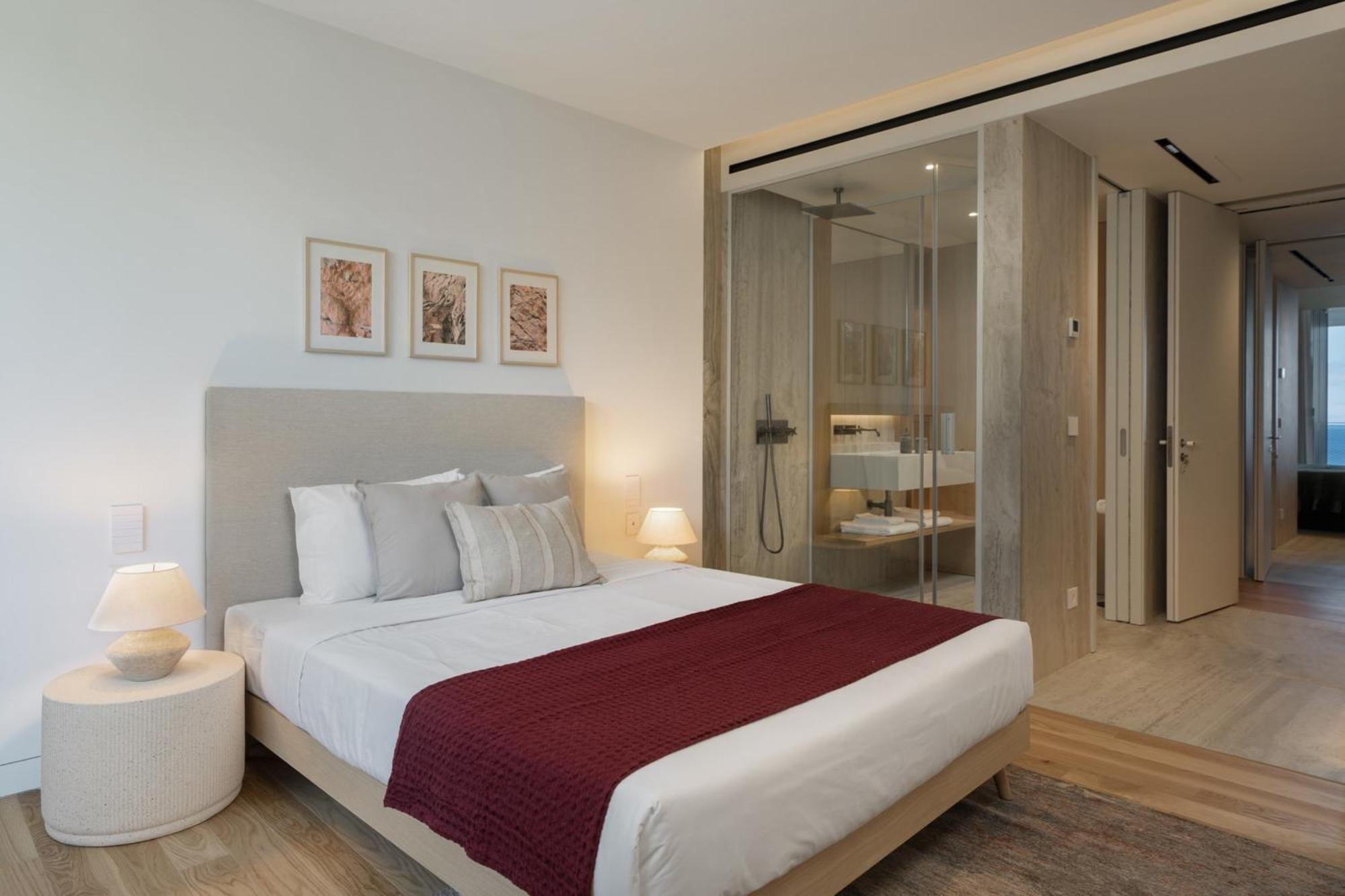 Savoy Monumentalis V A Retreat In An Icon Of Luxury Apartment *