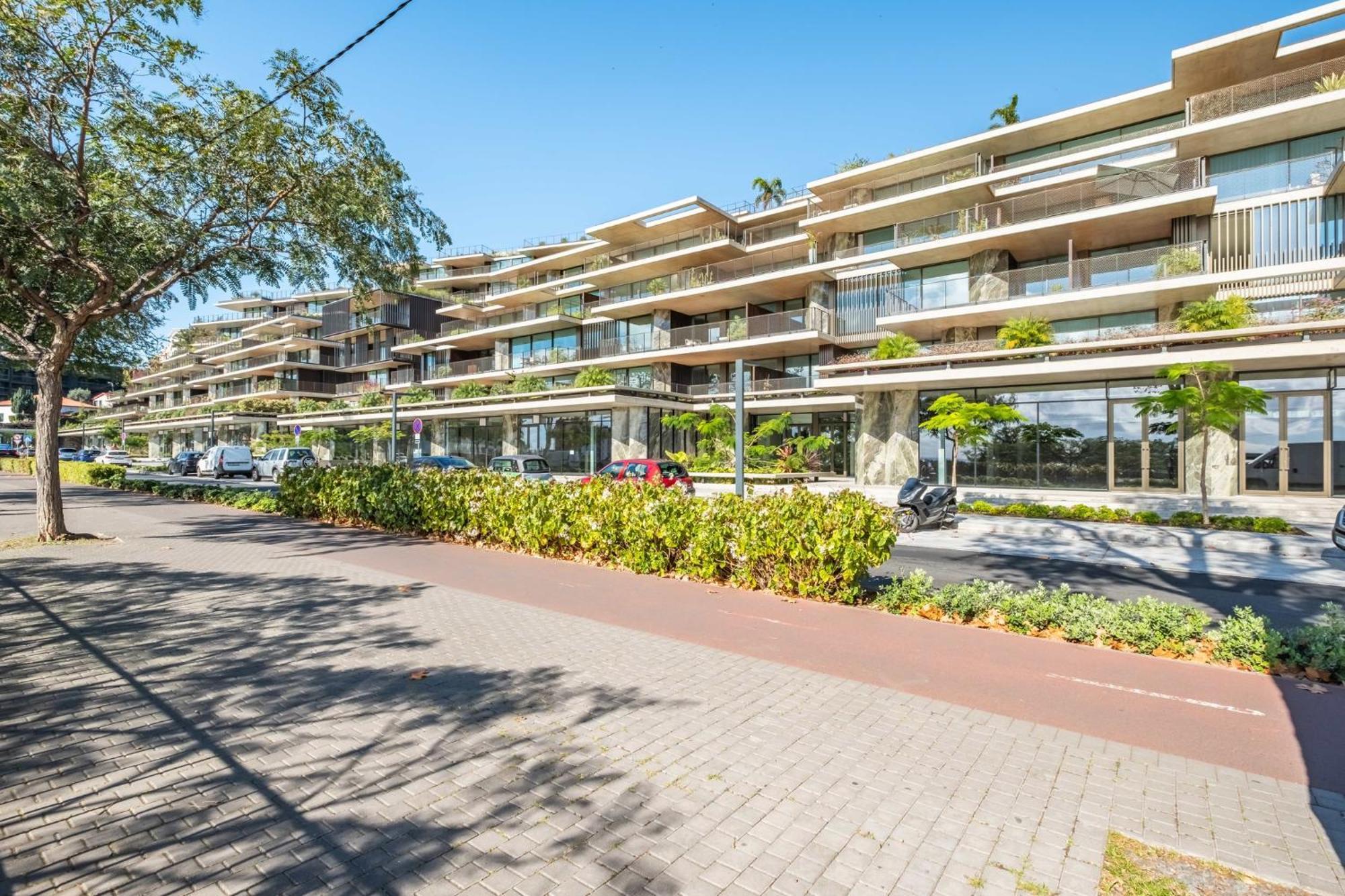 Apartment Savoy One Bedroom With Jaccuzzi - Style And Sophistication Funchal (Madeira)
