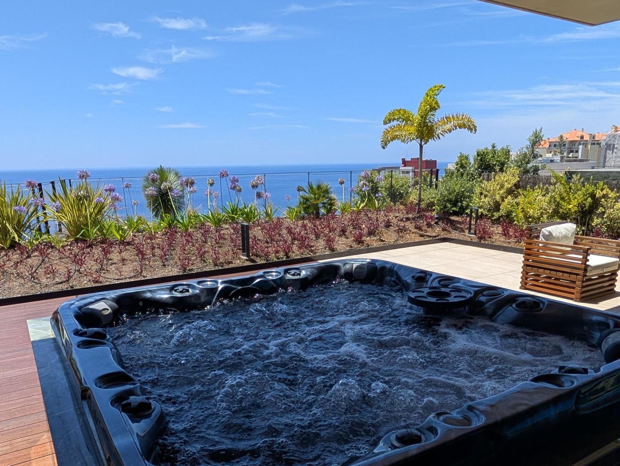 Savoy One Bedroom With Jaccuzzi - Style And Sophistication Apartment Funchal (Madeira)