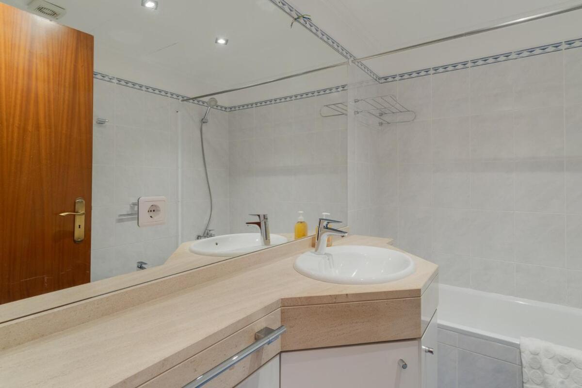 Sao Joao- 3 Bedroom Apartamento *