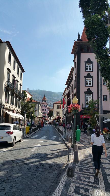 Edificio Charles 206 Homestay Funchal (Madeira)