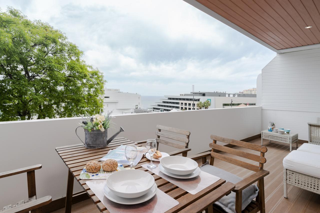 Lido Ii By An Island Apartment Funchal (Madeira)