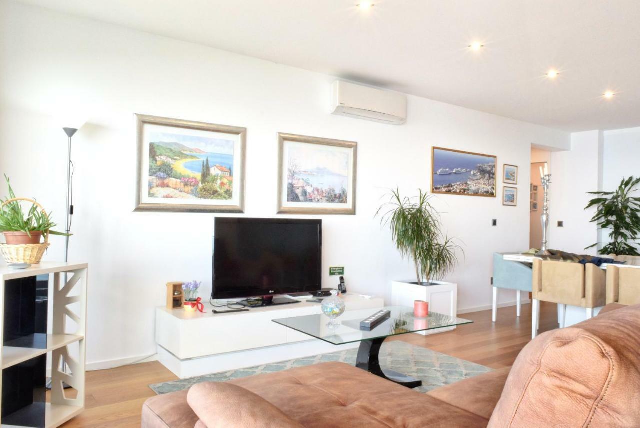 Seculo Xxi-c, A In Madeira Apartment *