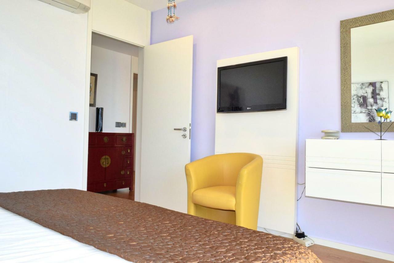 Apartment Seculo Xxi-c, A In Madeira Funchal (Madeira)