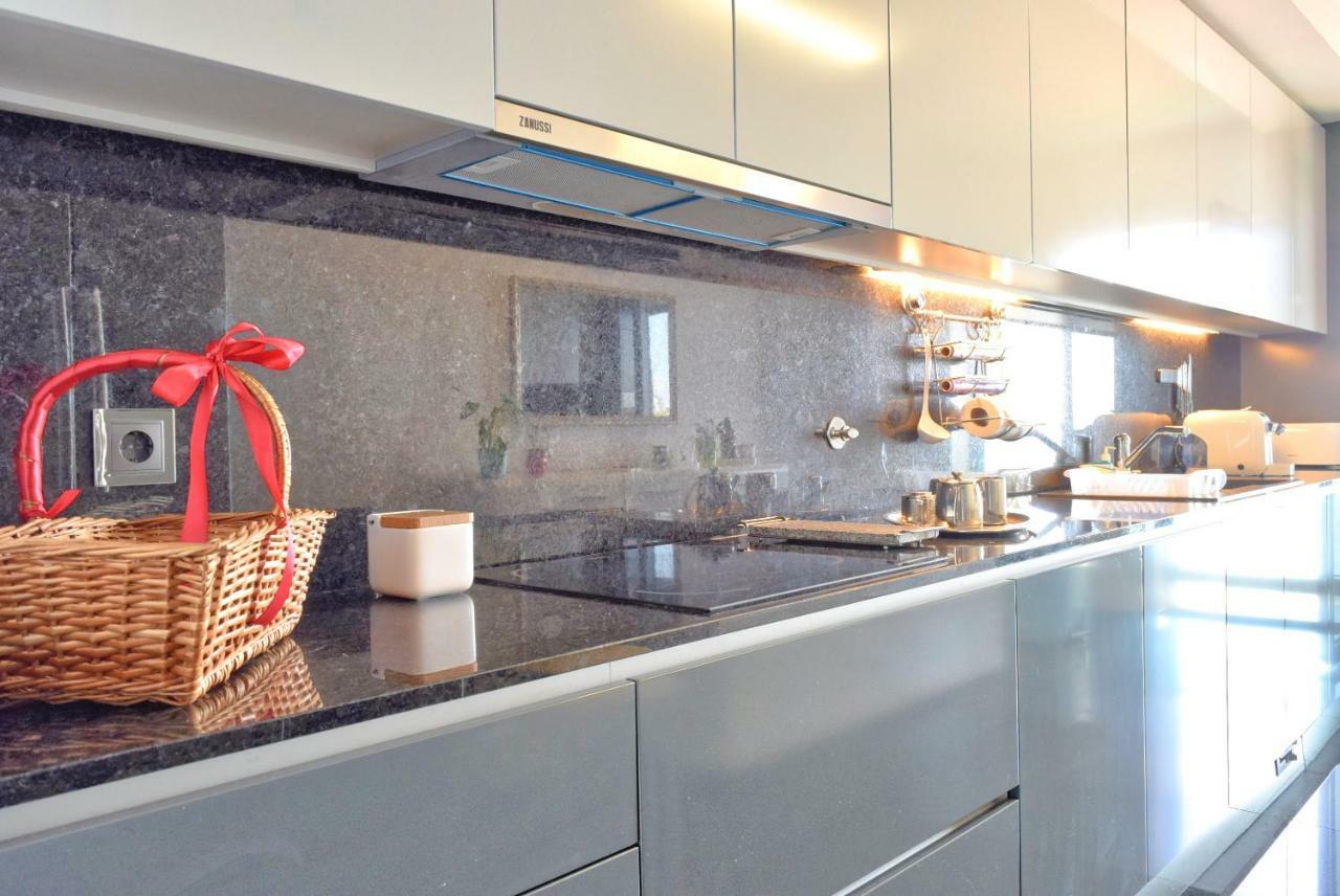 Apartment Seculo Xxi-c, A In Madeira