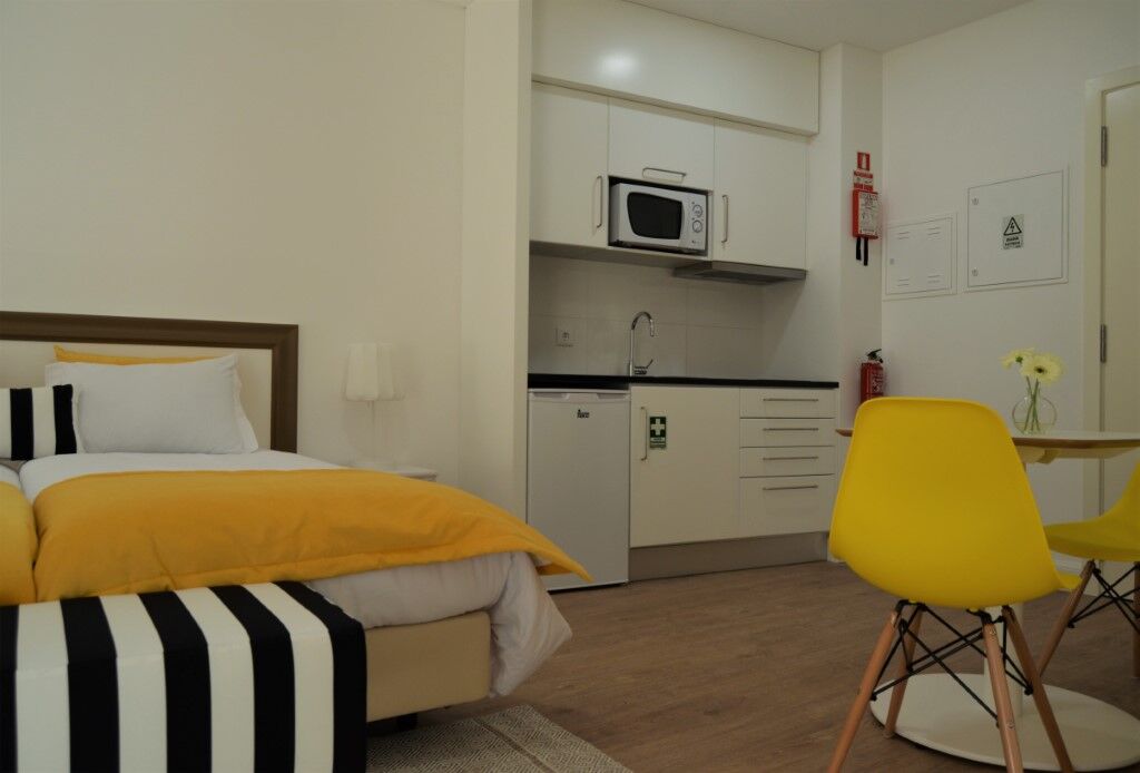 Hotel Studios Funchal 104 By Homing 3*