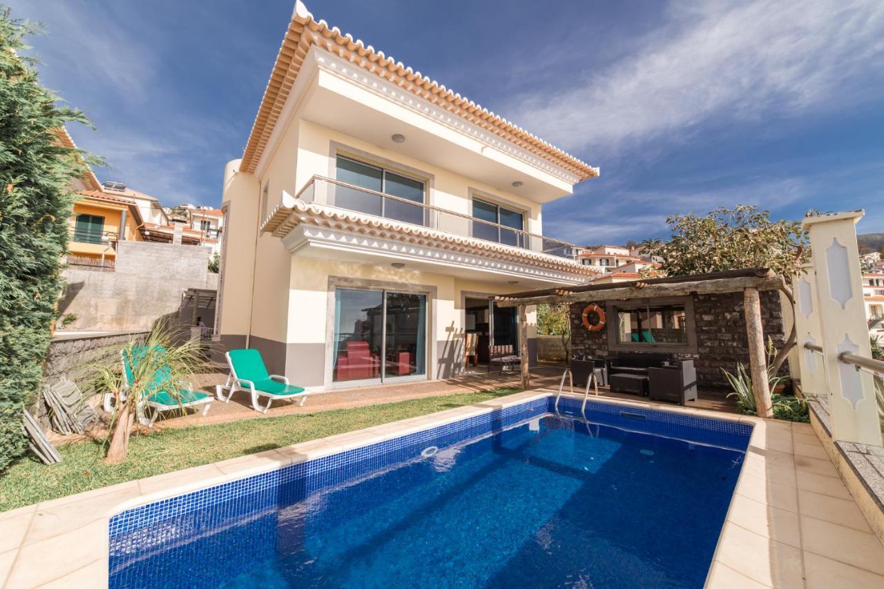 Villa Longueira Pousada *