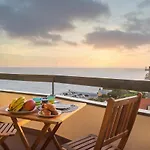 Golden Sea Horizon