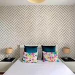 Alameda Apartment By Lovelystay