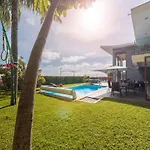 Villa Das Quebradas By An Island Apart