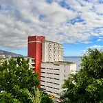 Quinta Calaca, A Home In Madeira