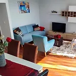 Lindas Holiday Apartment