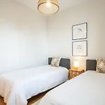 Apartment With Ocean View And Parking