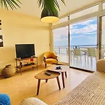 Sea Breeze Beach Penthouse - Praia Formosa