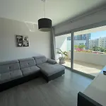 Pool View Apartment