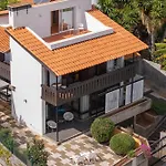 Charming Villa, Spacious, Beautiful Views!