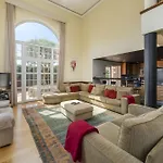 Great Family Villa In Funchal