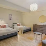 Great Family Villa In Funchal