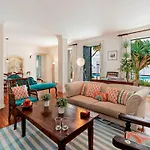 Magnificent Funchal Villa Quinta Dalegria 4 Bedrooms Panoramic Sea City Views Short Drive To Centre
