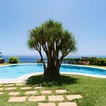 Vila Eucalipto By An Island Apart