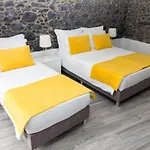 Apartamentos Funchal By Petit Hotels