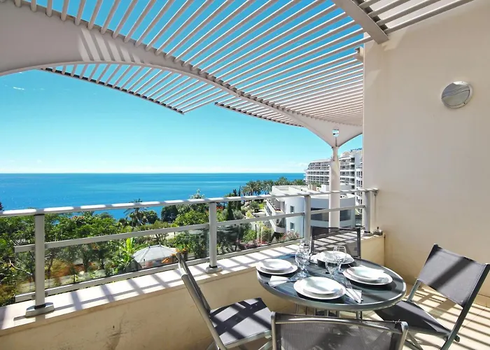 Oceanside Terrace Apartment By Holiday Rental Madeira