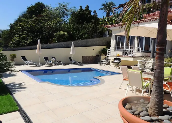 Studio Flat With Pool