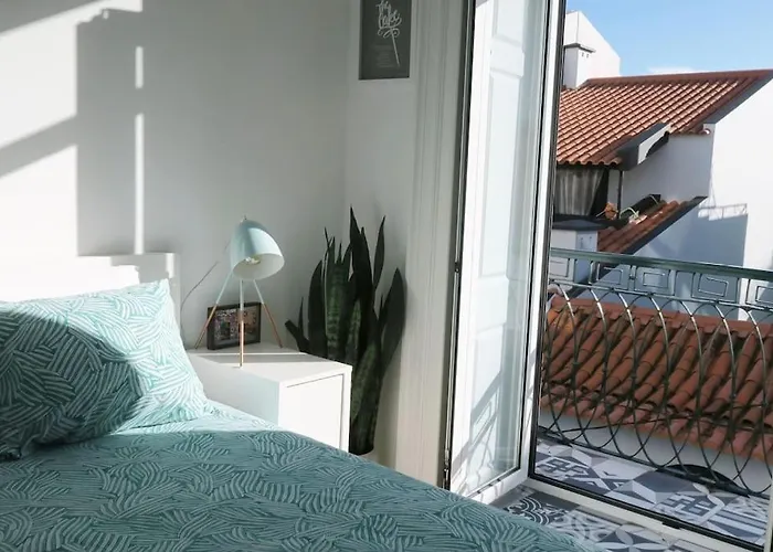 Apartment Primavera: City Centre, Modern W/Balcony