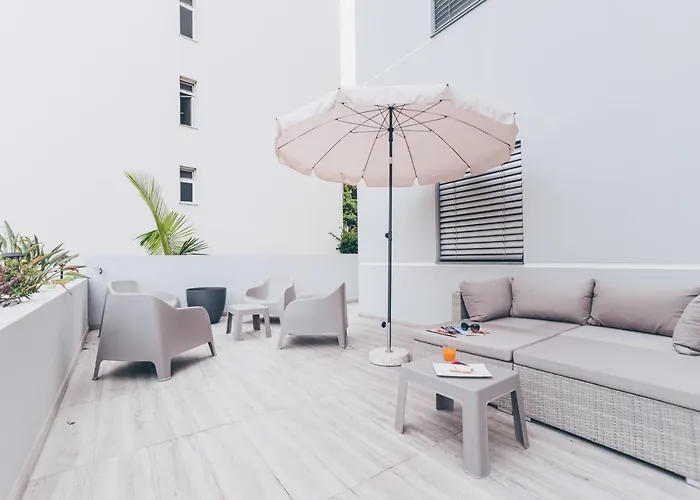 Elephant 2Br Apartment With Terrace, Side Sea View And Pool Access
